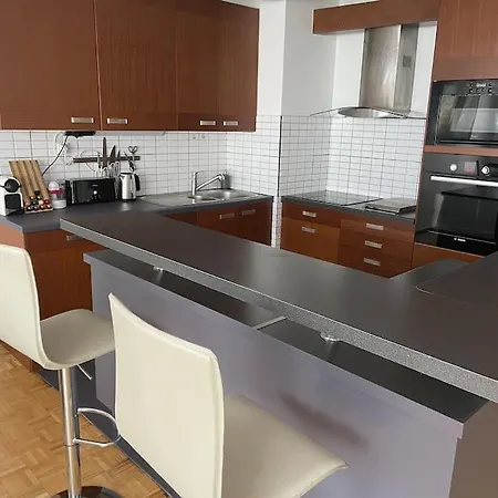 Apartment Heads - Full 72 M2 *