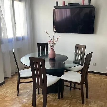 Apartment Heads - Full 72 M2